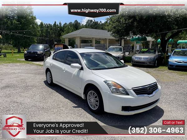Photo 2009 Nissan Altima  Low Credit  No Credit  No Problem  (Highway 700 Used Cars)