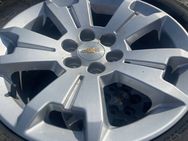 Photo 4. New 2020 takeoff Chevy Colorado Rims and tires 17 inch $650