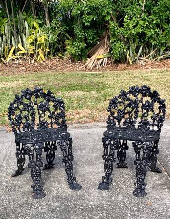 Photo Antique Wrought Iron French Victorian Grapes  Vines Garden Chairs USA