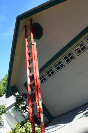 Photo Werner 24 foot extension ladder $285