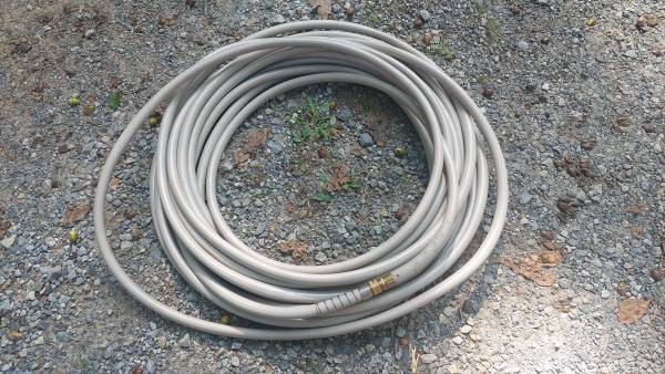 1 inch heavy duty hose, 100 ft $135