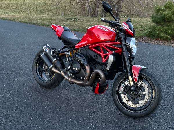 Photo 2019 Ducati Monster 1200R - mint $16,200
