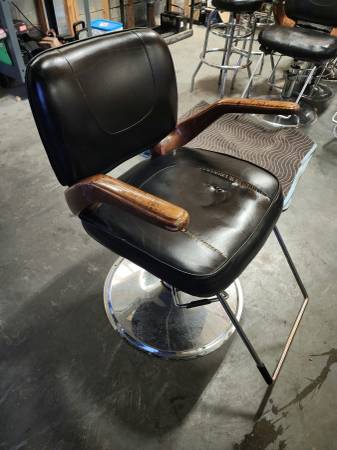 Photo Barber Chairs  Salon Chairs  More Salon Equipment $40