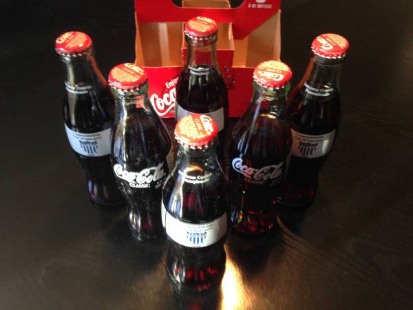 Photo Coca-Cola Commemorative Six Pack for City of Lancaster PA