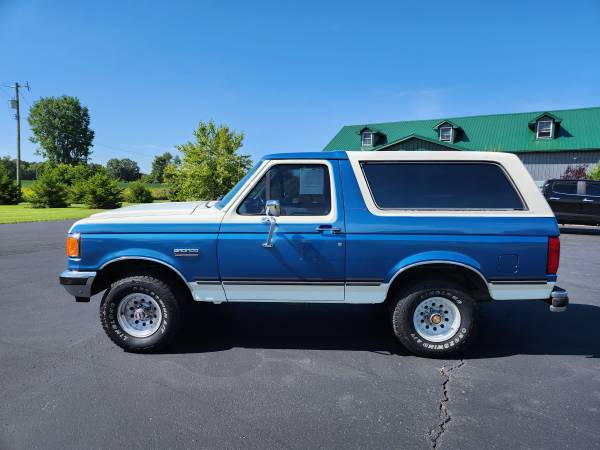 Photo 1990 FORD BRONCO XLT 4X4 FROM CALIFORNIA 92,000 ORIGINAL MILES $24,900