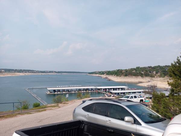 Photo 1978 hunter 25 with transferable slip lakeway marina $4,000