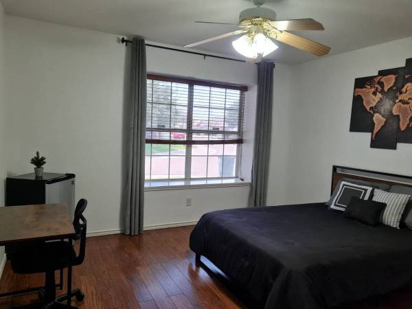 Photo $650 Furnished Private Bedroom with Bed and mini fridge. $650