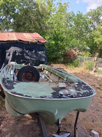 Boat available at free of cost in San Antonio