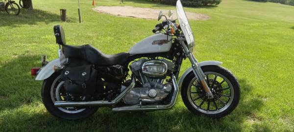 Photo 2008 Harley Davidson 883 Sportster $3,600