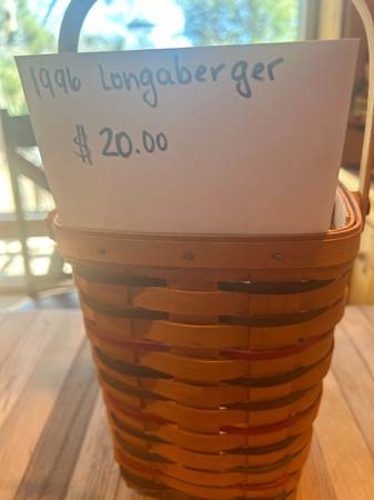 Photo Longaberger Basket $20