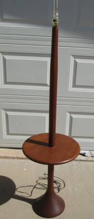 Photo Teak L and Table $950