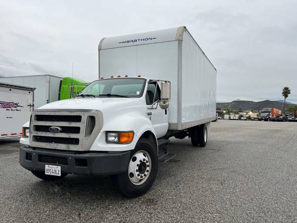 Photo 2005 Ford F650 Diesel Box Truck 24ft - $19,000 (26000 GVWR  Automatic  Low mileage)