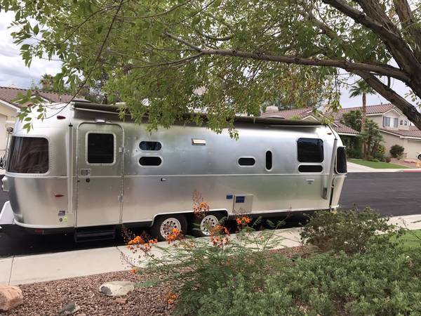 Photo 2014 Airstream International 27FB Private Sale - make an offer $59,700
