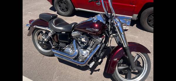 Photo 2014 Harley Davidson Dyna Switchback $9,800