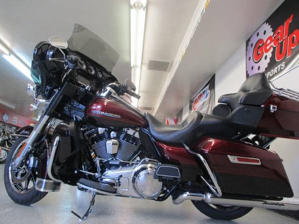Photo 2015 HARLEY DAVIDSON ULTRA LIMITED-ONE OWNER-ON SALE NOW $14,995