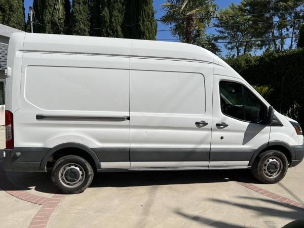 Photo 2017 Ford Transit 250 High Roof Cargo Van $37,500