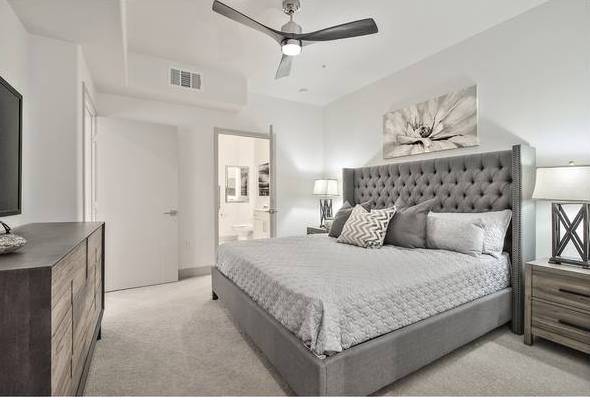 Coastal Charm Spacious 2BR Apartment in Las Vegas $1,799