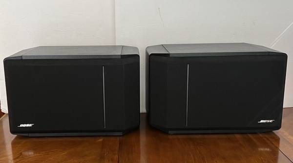 Photo Pair Of Bose 301 Series IV Speakers $140