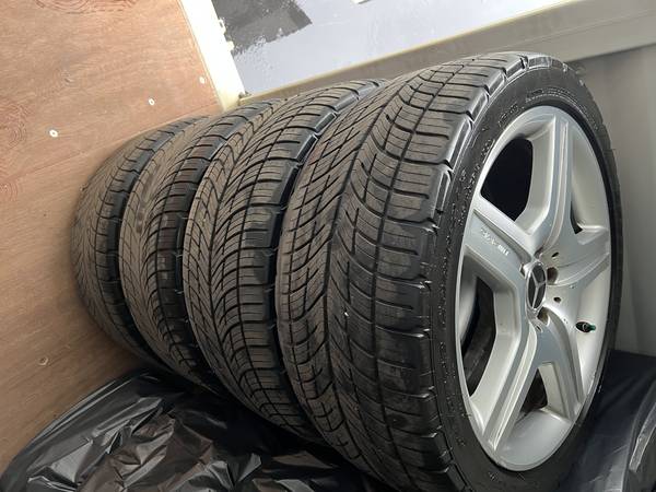 Photo 19 AMG staggered rims wheels  tires for mercedes benz W221 S63 S550 $1,800
