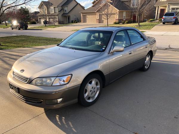 Lexus Es300 Coach Edition For Sale - ZeMotor