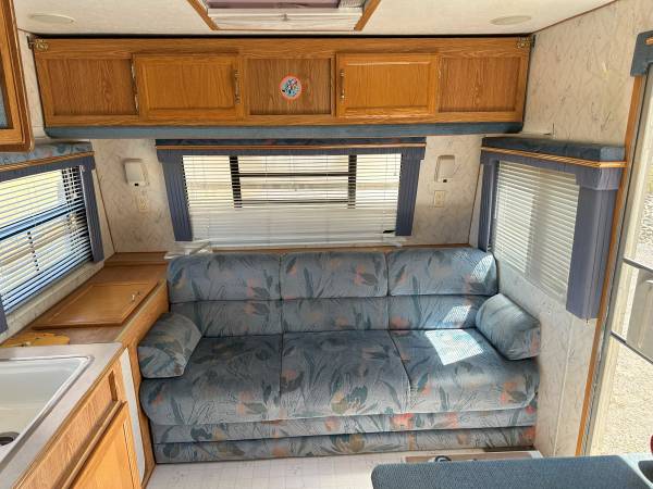 Photo 1996 M-22-T Komfort RV Cer 22 Solar Off-Grid $7,000