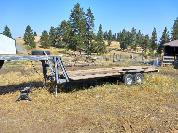 Photo 5th wheel trailer $1,200