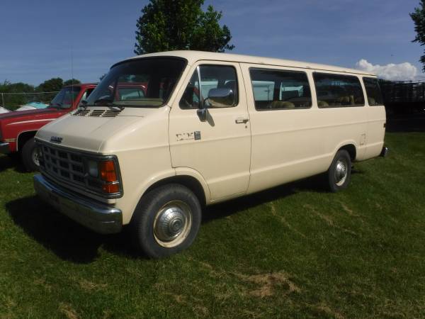 dodge passenger van