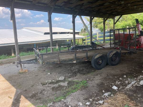 Photo 16 bumper pull trailer $1,375