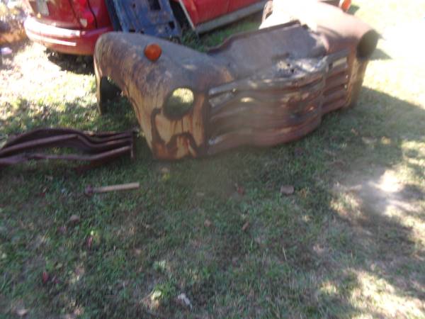 Photo 1947-53 chevy gmc front fenders wall hangergrille rat rod 54 $450