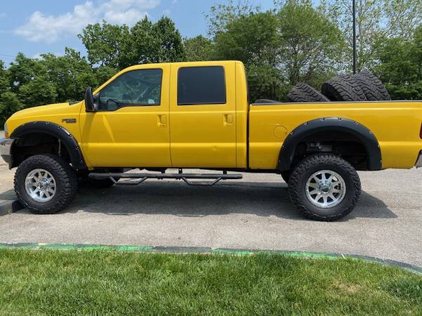 Photo 2002 Ford F350 super duty crew cab 7.3 diesel $26,500