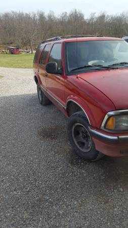 95 Blazer And Square Body S10 2500 Cars Trucks For Sale