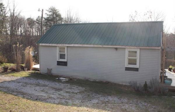 Home on 7 acres near Cumberland Lake $60,000