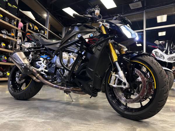 Photo 2021 BMW S1000R ABS MODIFIED $16,495