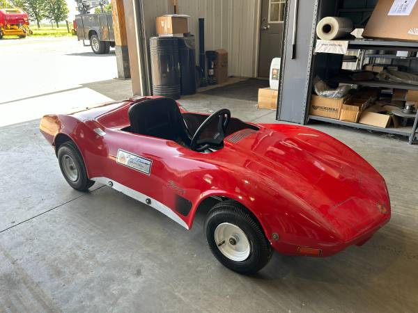 Photo Corvette Stingray Go Kart (Stock5983PW) $1,900