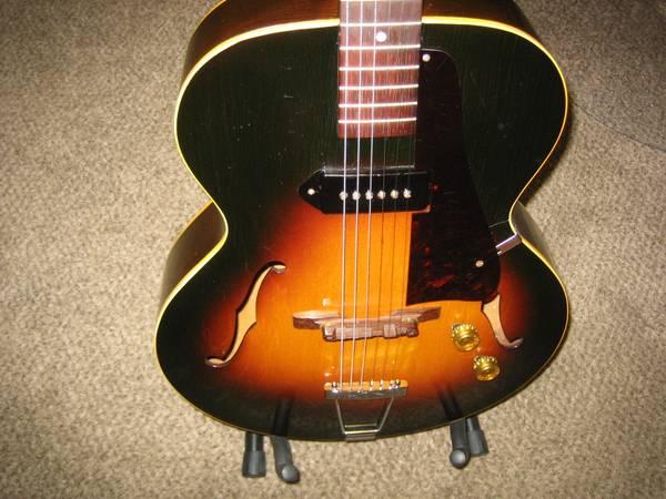 Photo 1953 Gibson ES-125 excellent condition $2,400