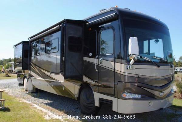 Photo 2013 Fleetwood Providence 42M REDUCED $134,900
