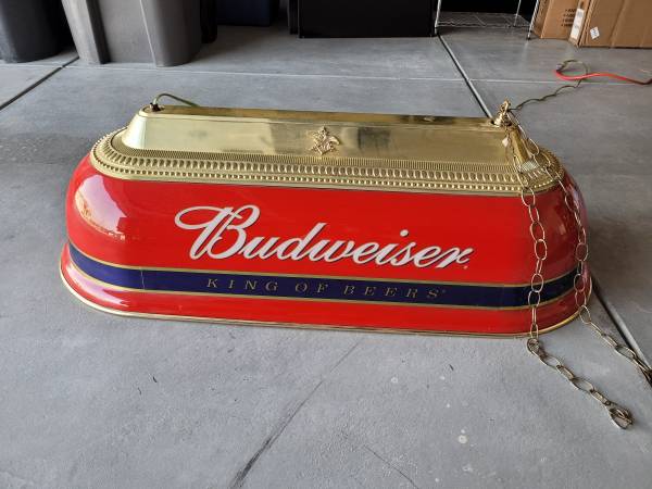 Photo Budweiser pool table light $300