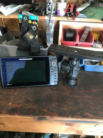 Photo Helix 10 Humminbird $750