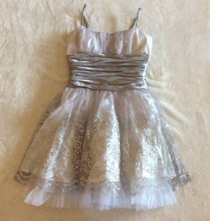 Morgan  Co beautiful silver spaghettistrap size 34 prom formal dress $50