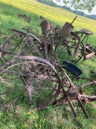 Photo Antique Cast Iron Seeder with Iron Wheels $350