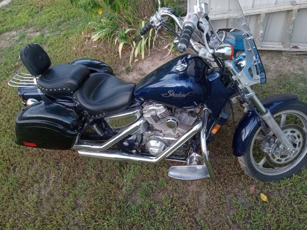 Photo Honda vt1100 Shadow motorcycle $1,000
