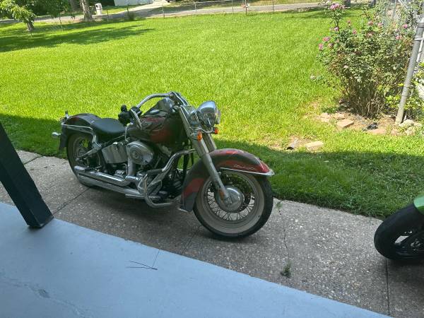 Photo harley davidson soft tail 05 all trades welcome $500