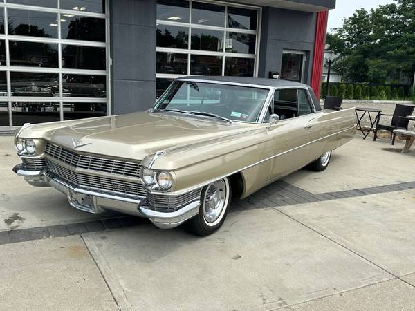 Photo 1964 Cadillac Coupe DeVille $34,500