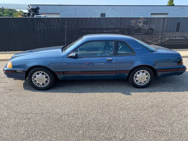 Photo 1987 Ford Thunderbird Turbo Coupe in amazing cond 5sp stick high miles $5,500