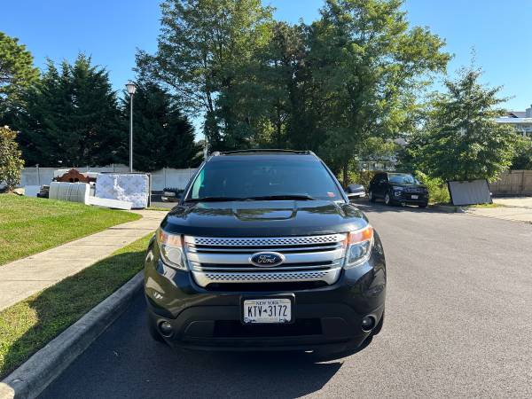 Photo 2014 FORD EXPLORER XLT 1 OWNER ONLY CLEAN TITLE  CAR-FAX $16,900