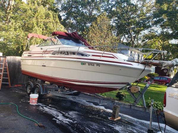 24 Searay with Trailer $8,000