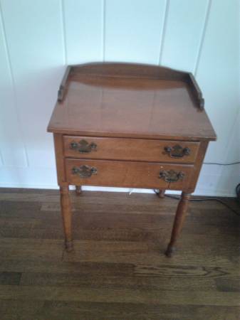 Photo Ethan Allen - Baumritter Maple Colonial American Heritage L Table $120