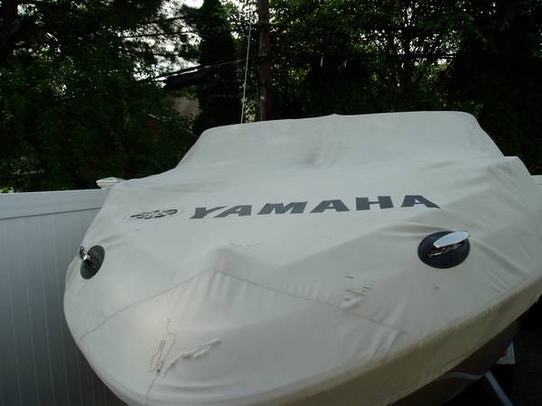 Photo Genuine Yamaha SX230  232 Jet Boat Mooring Cover $350