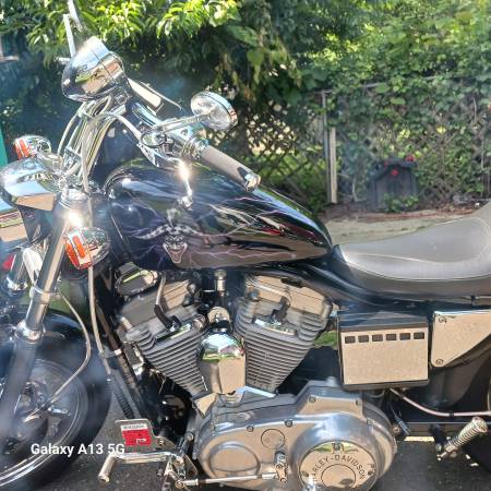 Photo Harley-Davidson 883 custom for sale $4,900