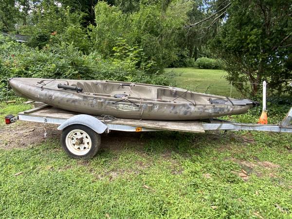 Hobie Outback Fishing Kayak $1,000